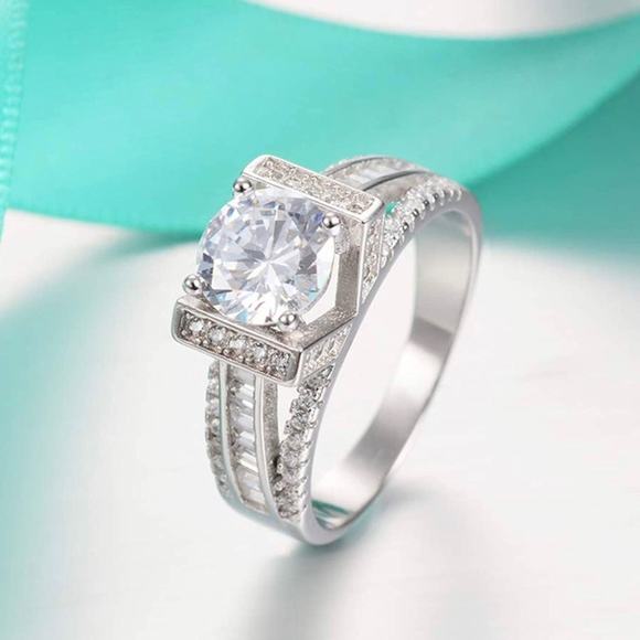 Cubic Zirconia Gold Plated Wedding Ring Size 6 - Picture 5 of 7